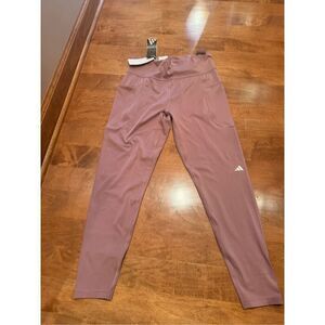 Woman’s new w tags Adidas tight fit Aeroready daily run 7/8 workout pants size l